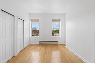 88 Brunswick St in Jersey City, NJ - Building Photo - Building Photo