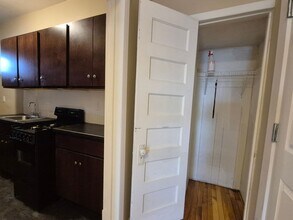 1912 University Ave W in St. Paul, MN - Building Photo - Building Photo