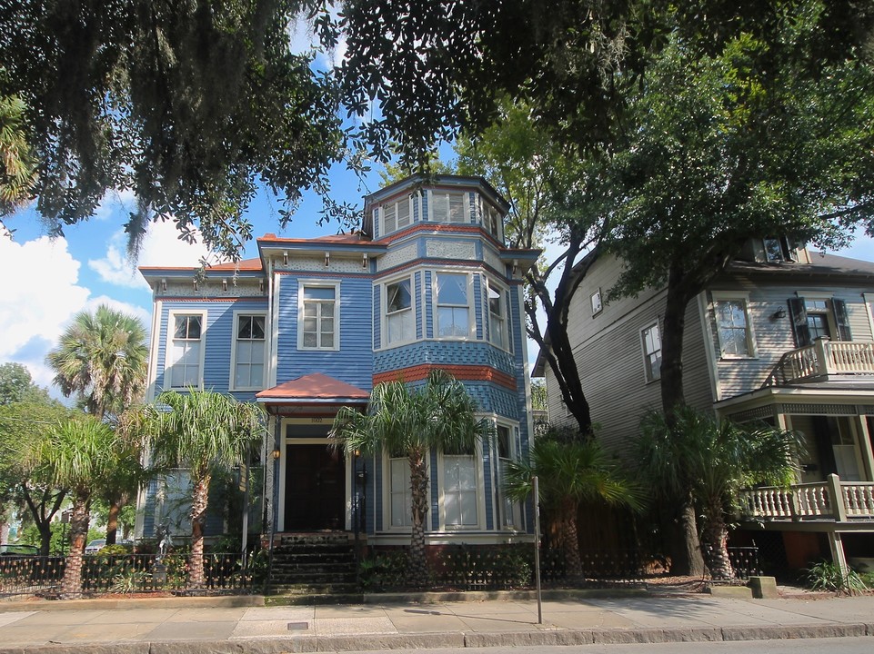 1002 Drayton St. in Savannah, GA - Foto de edificio