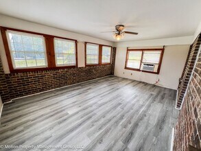 7410 Union Grove Rd in Lithonia, GA - Foto de edificio - Building Photo