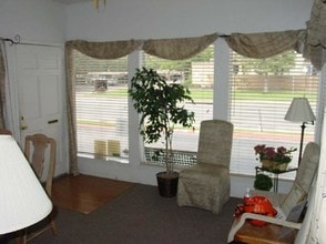 Kendall Villas in Dallas, TX - Foto de edificio - Interior Photo