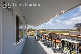 4078 1/2 Crown Point Dr in San Diego, CA - Foto de edificio - Building Photo