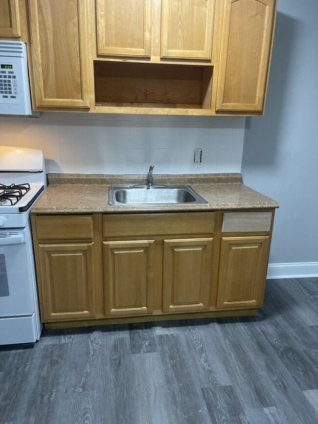 6531 Theodore St in Philadelphia, PA - Building Photo - Building Photo