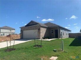 1137 Gracie Wy in New Braunfels, TX - Building Photo