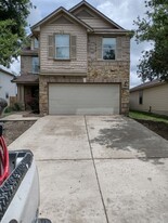 2746 Perkins Pl in Georgetown, TX - Building Photo