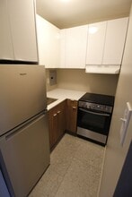 The Savoy Annex - Oaklyn, NJ in Oaklyn, NJ - Building Photo - Interior Photo