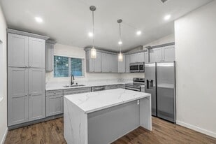 1809 Devon Pl in Vista, CA - Building Photo