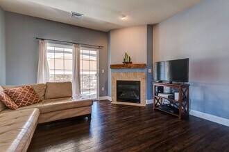 2215 Owens Ave in Fort Collins, CO - Building Photo - Building Photo