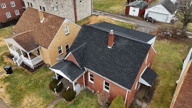2102 McLean St in Aliquippa, PA - Building Photo - Building Photo