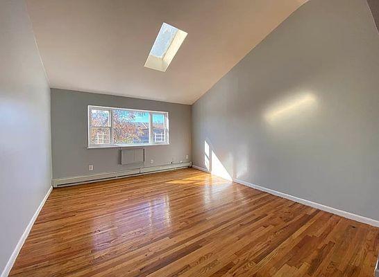 364 Huntington Ave in Bronx, NY - Building Photo - Building Photo