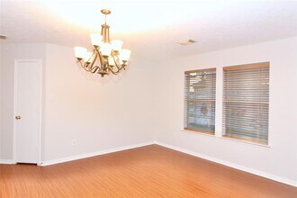 2014 Kitty Hawk Dr in Missouri City, TX - Building Photo - Building Photo
