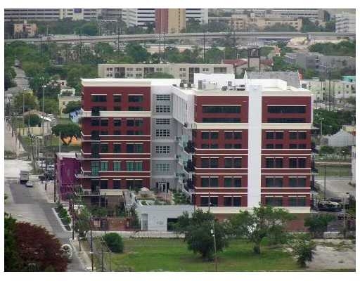 Parc Lofts in Miami, FL - Building Photo