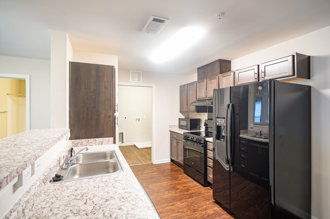 Glenwood Ridge Apartments in Richmond, VA - Building Photo - Interior Photo