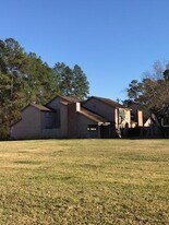 5822 Twisted Pine Ct Unit A in Houston, TX - Building Photo
