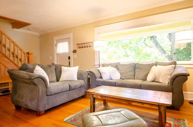 property at 1848 SE 40th Ave