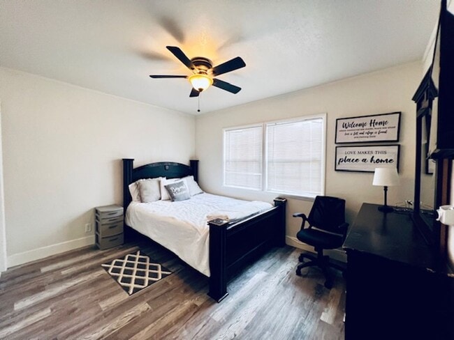 property at 13612 Charlemagne Ave