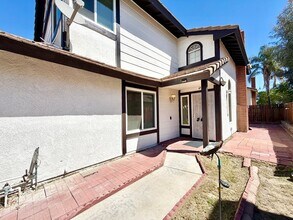 1523 Apple Creek Dr in Perris, CA - Foto de edificio - Building Photo