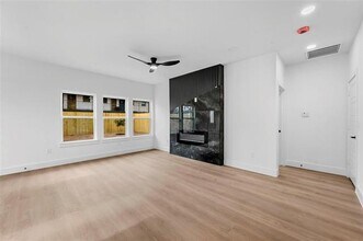 2811 Carter St in Dallas, TX - Building Photo - Building Photo