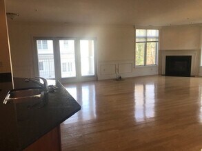 20 Northwood Dr, Unit 301 in Sudbury, MA - Building Photo - Building Photo