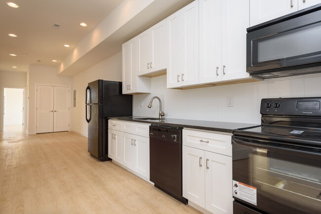 1507 W Oxford St in Philadelphia, PA - Building Photo - Building Photo