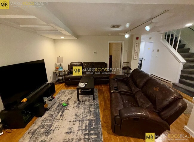 298 Marlborough St, Unit 1 in Boston, MA - Building Photo - Building Photo