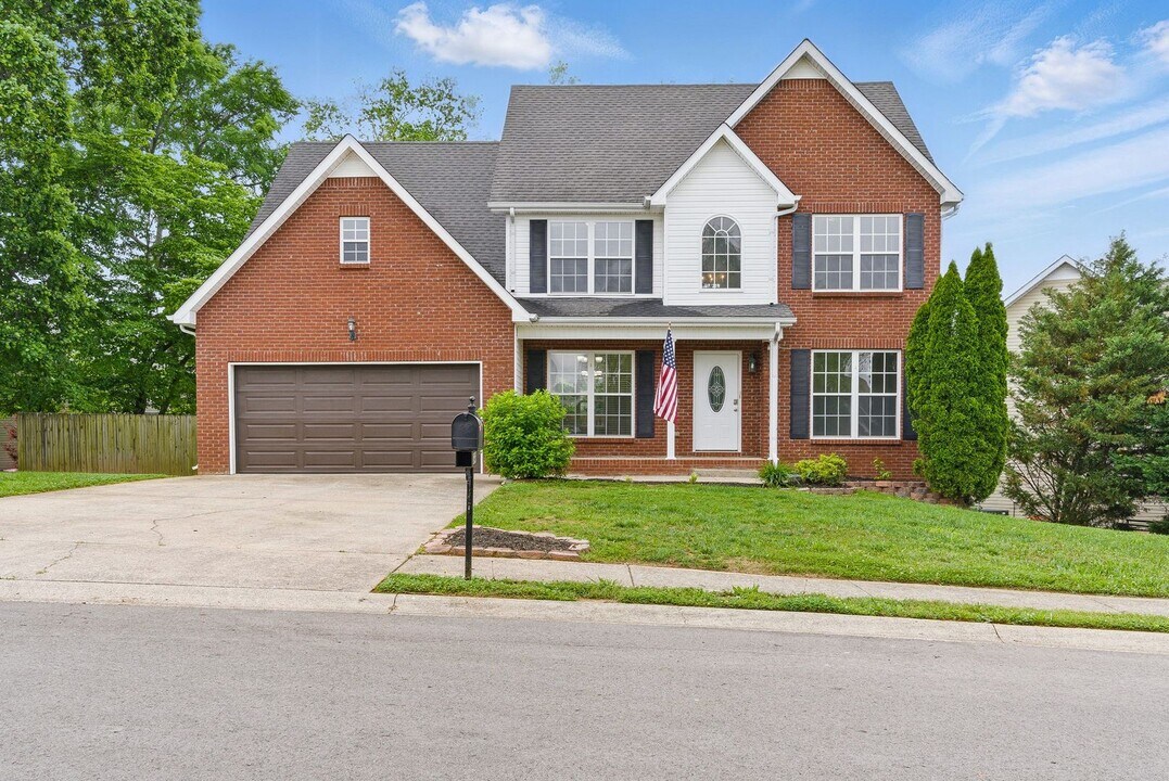 3149 Holly Point in Clarksville, TN - Building Photo