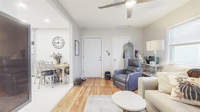 157-41 9th Ave in Queens, NY - Building Photo - Building Photo