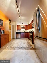 5501 Seminary Rd in Falls Church, VA - Building Photo - Building Photo