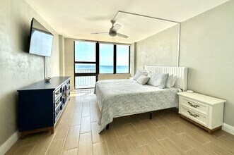3043 S Atlantic Ave, Unit 1004 in Daytona Beach Shores, FL - Building Photo - Building Photo