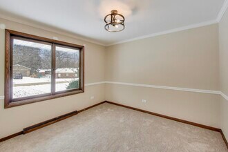 12111 68th Ct in Palos Heights, IL - Building Photo - Building Photo