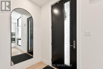 417 Base Line Rd E in London, ON - Building Photo - Building Photo