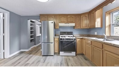 1219 Lawn Ave in New Haven, IN - Building Photo - Building Photo