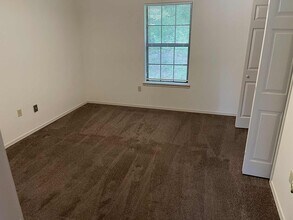 2704 N Villa Blvd, Unit 2704 North Villia in Fayetteville, AR - Building Photo - Building Photo