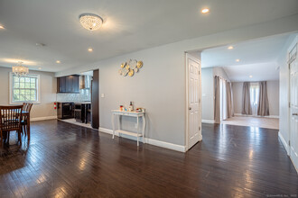 20 Jepson Ln in Meriden, CT - Building Photo - Building Photo