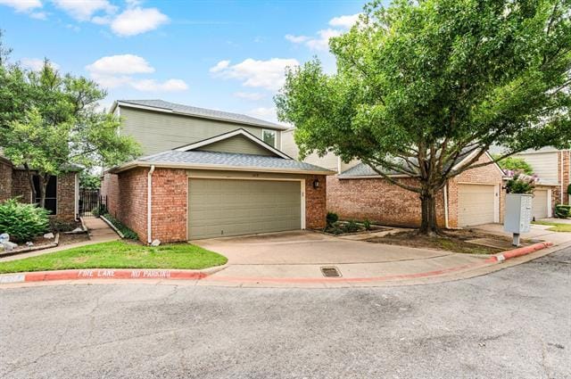 1919 Maplewood Trail