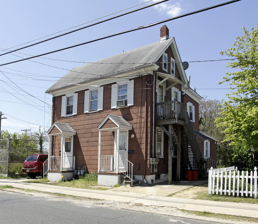 324-326 S 2nd St in Millville, NJ - Building Photo