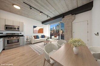 630 N Franklin St, Unit 810 in Chicago, IL - Building Photo - Building Photo