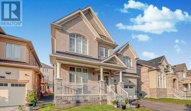 132 Ben Sinclair Ave in East Gwillimbury, ON - Building Photo - Building Photo