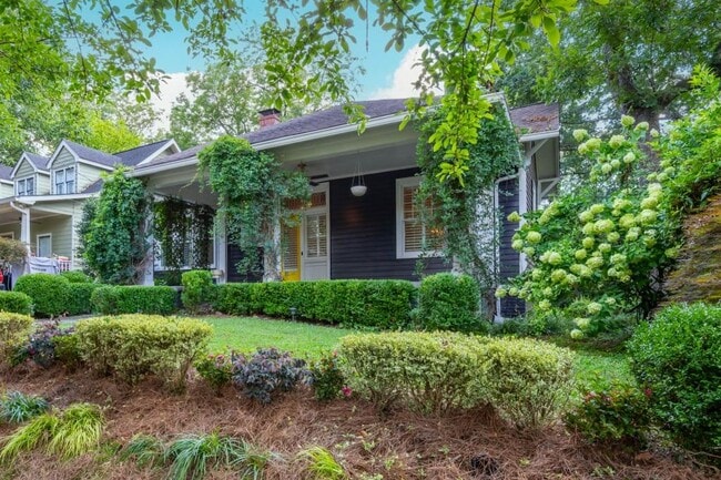 242 Haralson Ave NE in Atlanta, GA - Building Photo - Building Photo