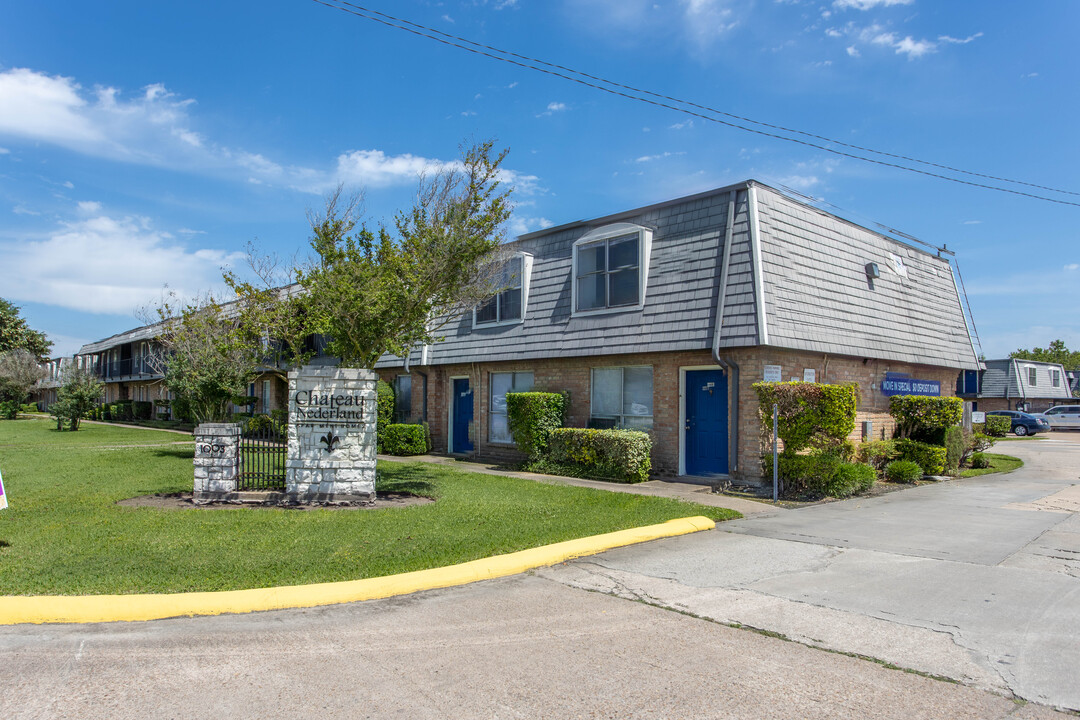 Chateau Nederland in Nederland, TX - Building Photo