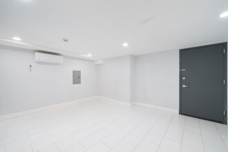 933A Summit Ave in Jersey City, NJ - Building Photo - Building Photo