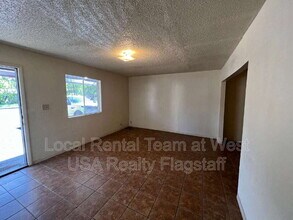 117 E Ellery Ave in Flagstaff, AZ - Building Photo - Building Photo