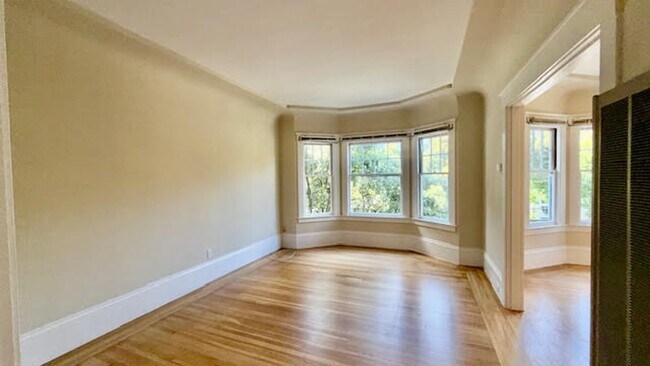 341 Lake St in San Francisco, CA - Building Photo - Building Photo
