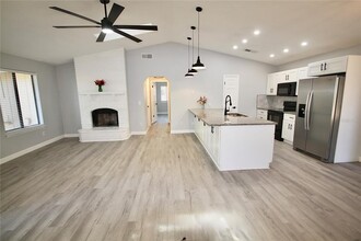 965 Windsong Cir in Apopka, FL - Foto de edificio - Building Photo