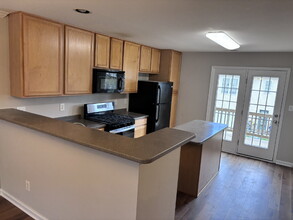 9804 Grettle Ct in Raleigh, NC - Foto de edificio - Building Photo