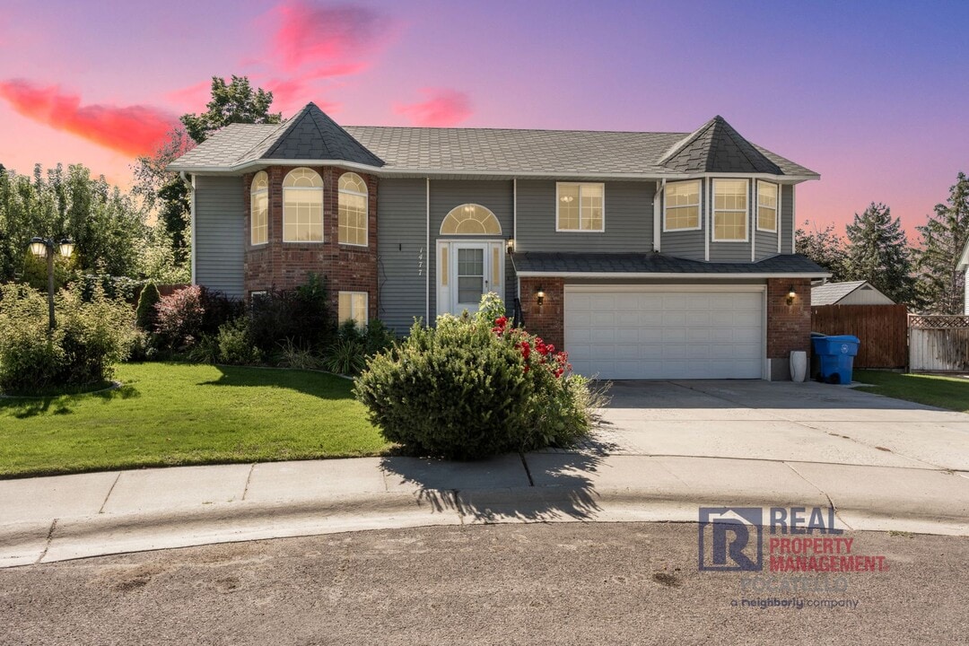 1477 Delphic Ct in Pocatello, ID - Building Photo