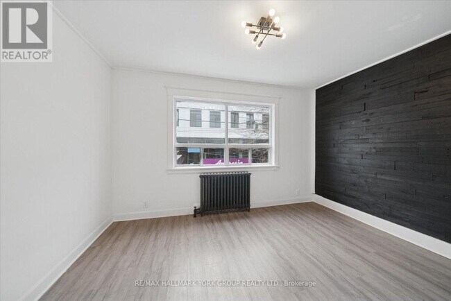 1578 A Queen St E in Toronto, ON - Building Photo - Building Photo