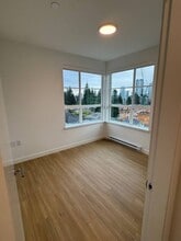 723 Grover Av in Coquitlam, BC - Building Photo - Building Photo