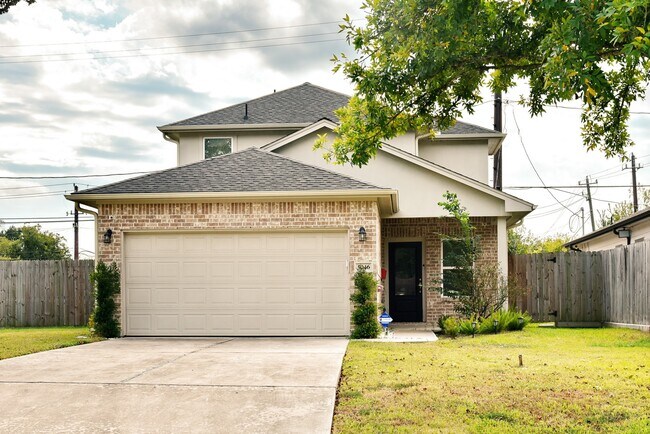 5046 Van Fleet St in Houston, TX - Building Photo - Building Photo