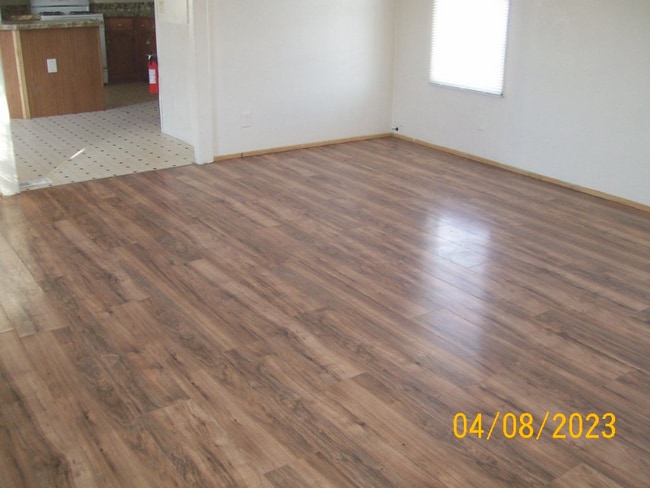 4282 US Hwy 89 S in Livingston, MT - Building Photo - Building Photo